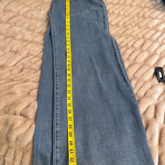 Women's Blue Wide-Leg Jeans - Picture 8 of 8